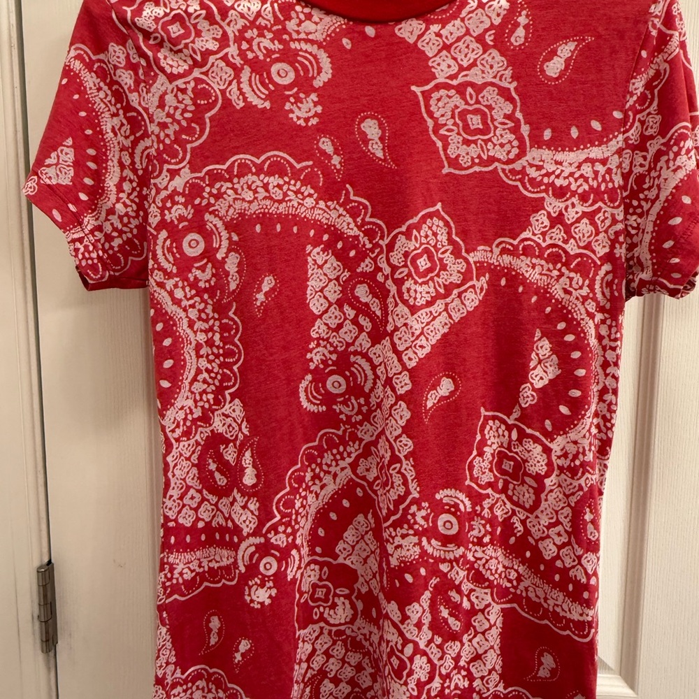 Sahalie Red and White Short Sleeve Tee